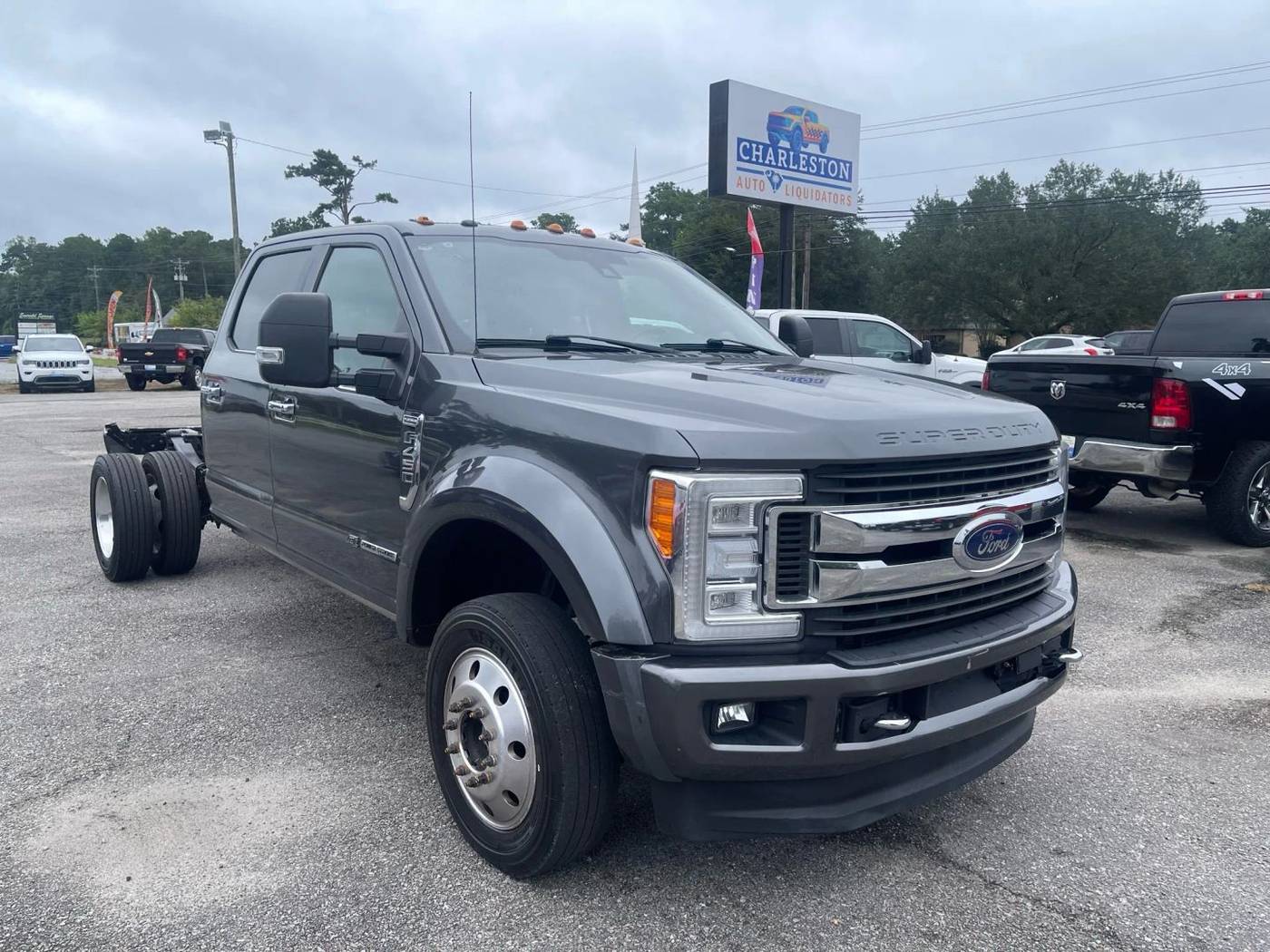 2017 Ford Super Duty F-450 Platinum — Pickup Truck — 289,106 mi — Summerville, SC