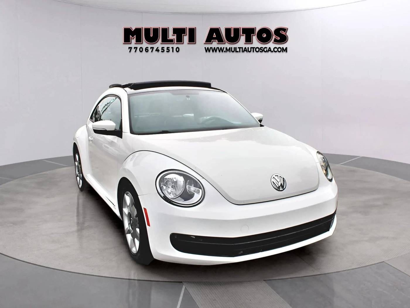 2012 Volkswagen Beetle 2.5 — Hatchback — 98,017 mi — Lilburn, GA