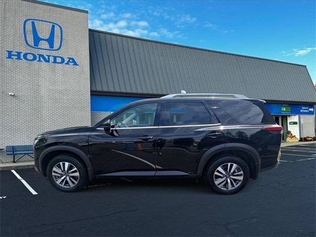 2024 Nissan Pathfinder SL — SUV — 10,144 mi — Hanover Hanover, MA