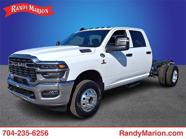 2025 Ram 3500 Chassis Cab Tradesman — Chassis Cab Truck — 39 mi — Wilkesboro, NC