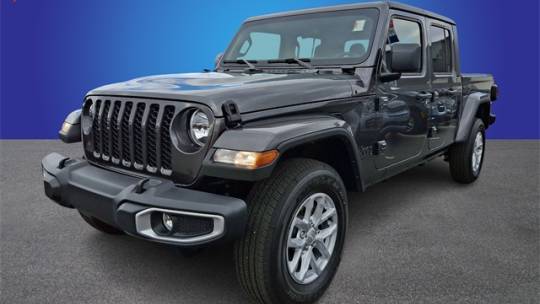 2023 Jeep Gladiator Sport S — Pickup Truck — 25 mi — Wilkesboro, NC