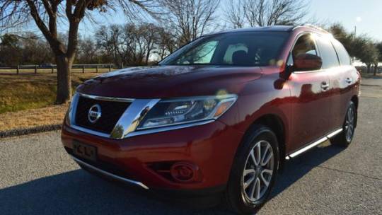 2014 Nissan Pathfinder SV — SUV — 132,425 mi — North Richland Hills, TX