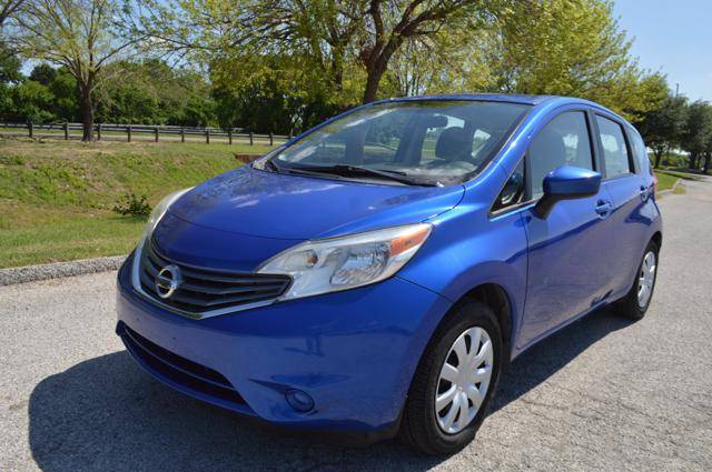 2015 Nissan Versa 1.6 SV — Hatchback — 77,350 mi — North Richland Hills, TX