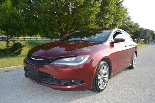 2015 Chrysler 200 S — Sedan — 145,205 mi — North Richland Hills, TX