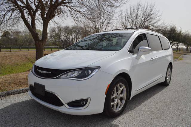 2017 Chrysler Pacifica Limited — Minivan — 102,460 mi — North Richland Hills, TX