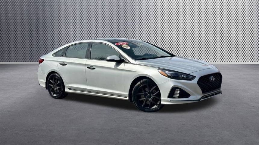 2019 Hyundai Sonata Limited 2.0T — Sedan — 61,762 mi — Knoxville, TN