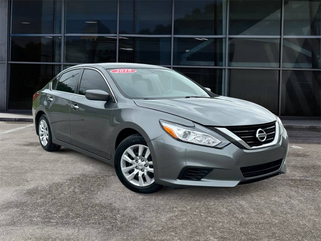 2018 Nissan Altima 2.5 S — Sedan — 98,756 mi — Knoxville, TN