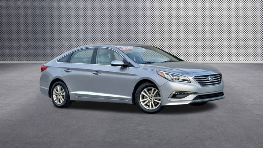 2015 Hyundai Sonata SE — Sedan — 89,825 mi — Knoxville, TN