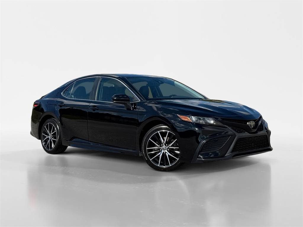 2021 Toyota Camry SE — Sedan — 81,992 mi — Knoxville, TN