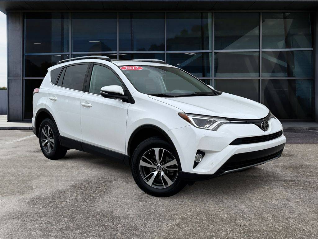 2017 Toyota RAV4 XLE — SUV — 97,707 mi — Knoxville, TN