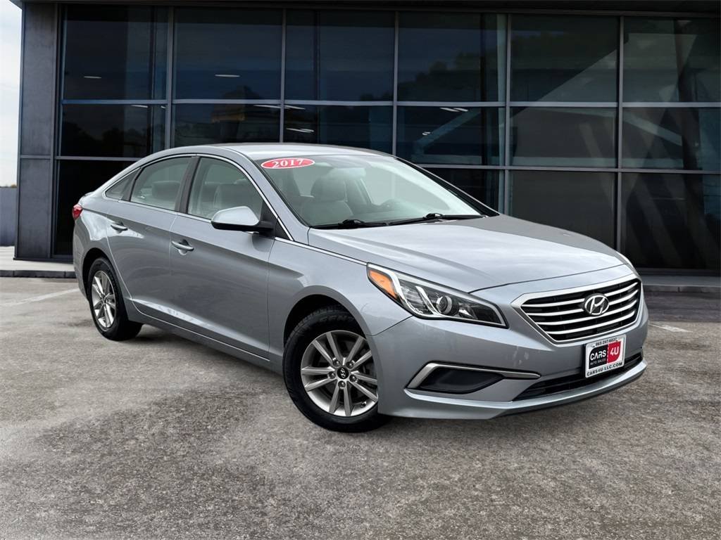 2017 Hyundai Sonata SE — Sedan — 96,415 mi — Knoxville, TN