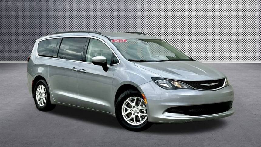 2021 Chrysler Voyager LXI — Minivan — 99,268 mi — Knoxville, TN