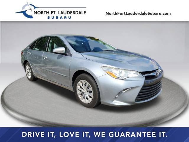 2017 Toyota Camry SE — Sedan — 40,602 mi — Fort Lauderdale, FL