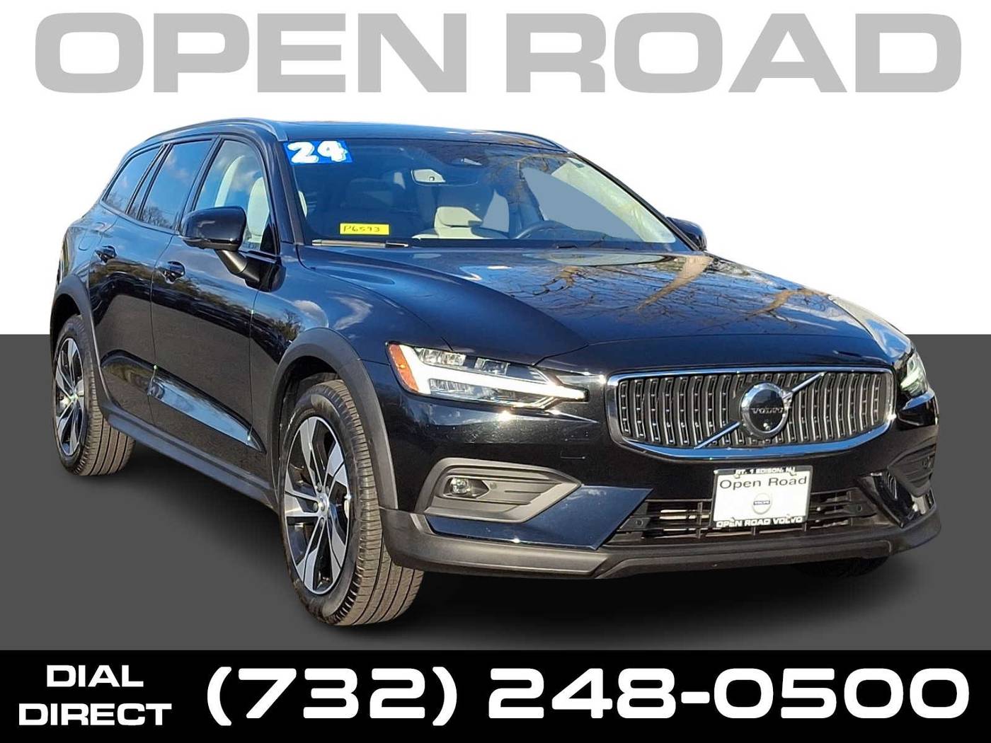 2024 Volvo V60 Cross Country Plus — Wagon — 10,813 mi — Edison, NJ