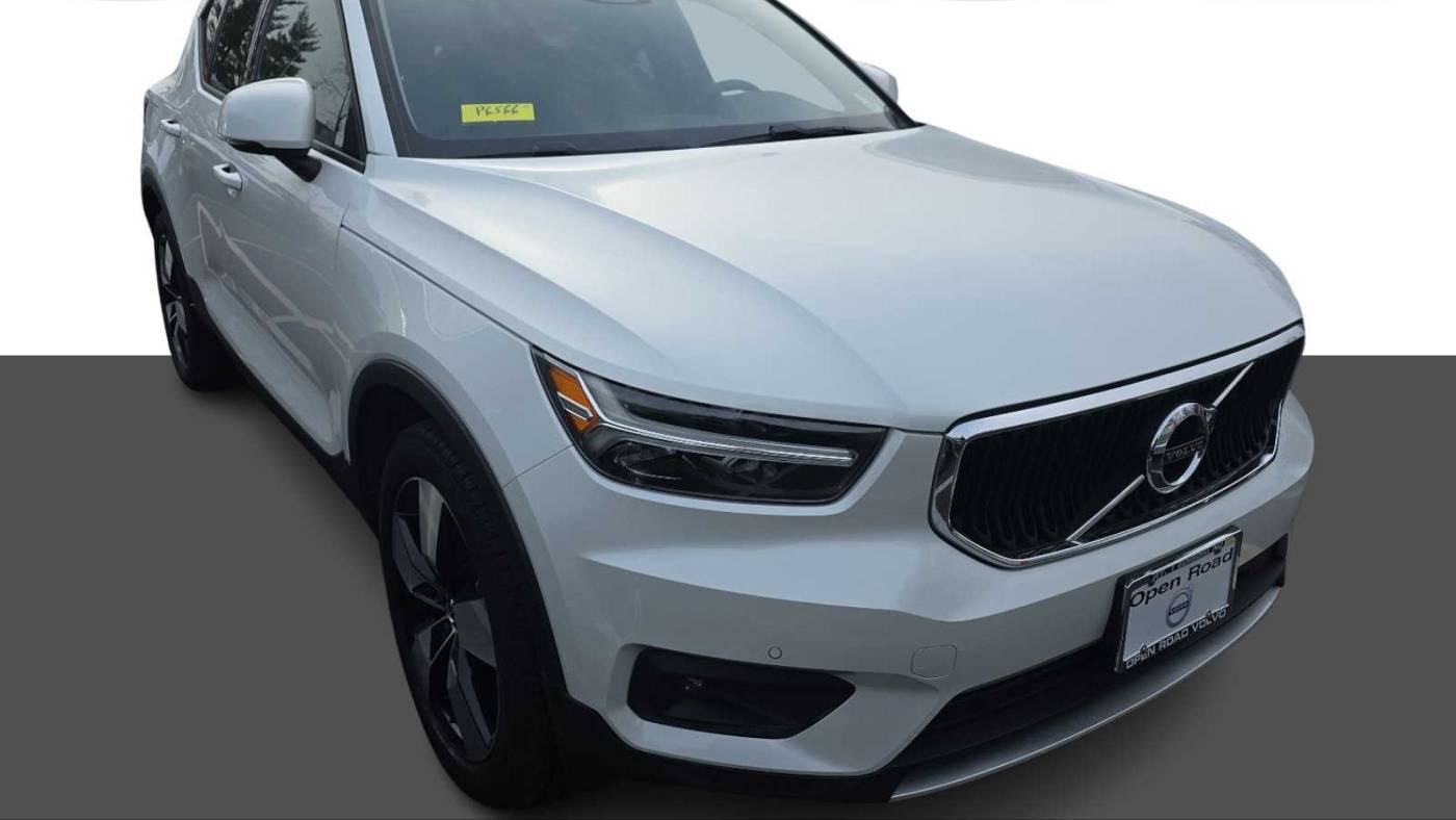 2021 Volvo XC40 Momentum — SUV — 71,913 mi — Edison, NJ