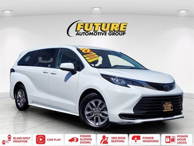 2022 Toyota Sienna LE — Minivan — 95,928 mi — Yuba City, CA