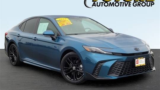 2025 Toyota Camry SE — Sedan — 8,894 mi — Yuba City, CA