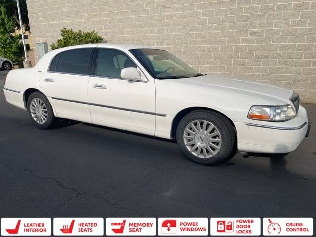 2003 Lincoln Town Car Signature — Sedan — 69,292 mi — Yuba City, CA