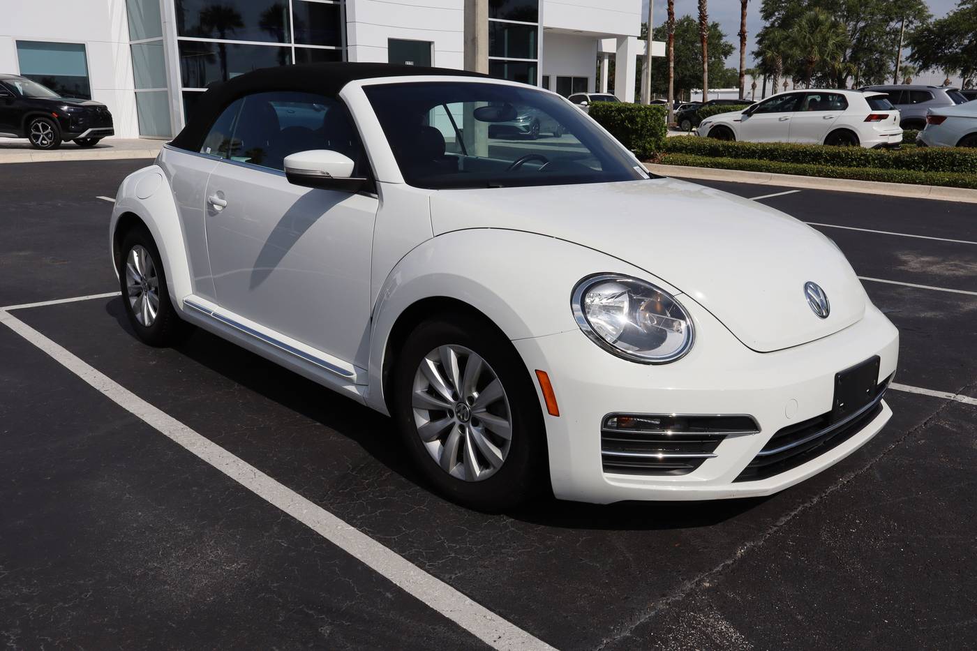 2018 Volkswagen Beetle S — Convertible — 62,898 mi — Daytona Beach, FL