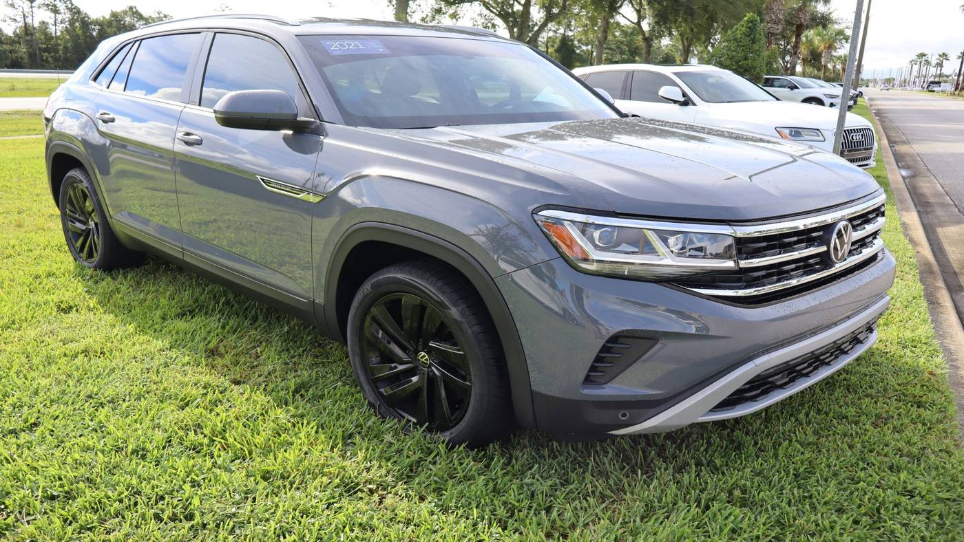 2021 Volkswagen Atlas Cross Sport SE with Technology — SUV — 27,963 mi — Daytona Beach, FL