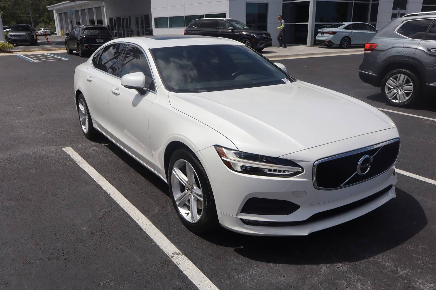 2018 Volvo S90 Momentum — Sedan — 85,896 mi — Daytona Beach, FL