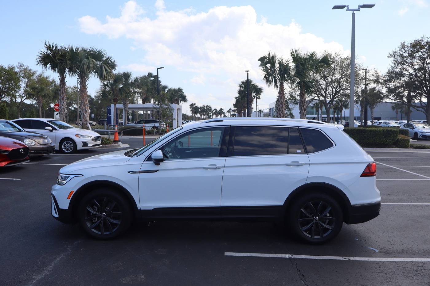 2022 Volkswagen Tiguan SE — SUV — 54,321 mi — Daytona Beach, FL