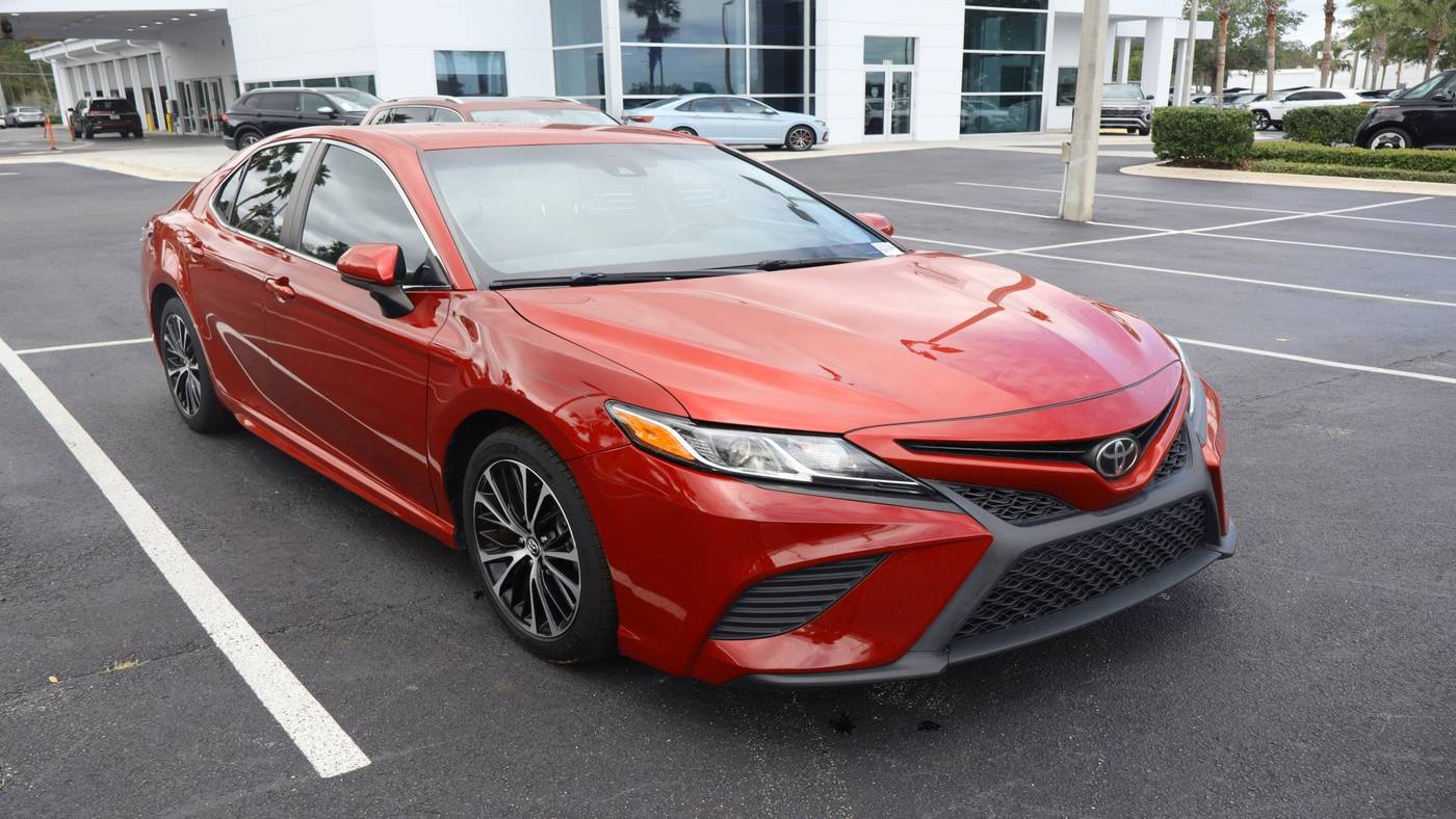 2020 Toyota Camry SE — Sedan — 91,960 mi — Daytona Beach, FL