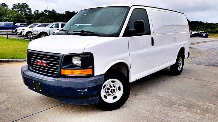 2017 GMC Savana Cargo Van Base — Cargo Van — 130,910 mi — Loganville, GA