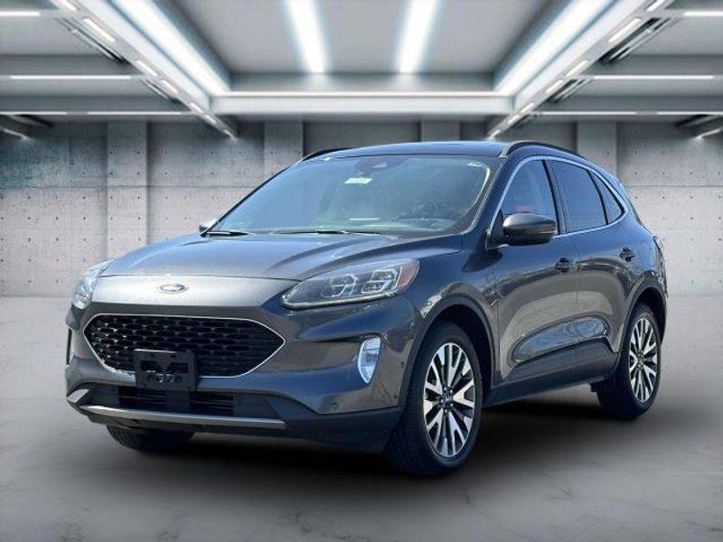 2020 Ford Escape Titanium — SUV — 52,122 mi — St. James, NY