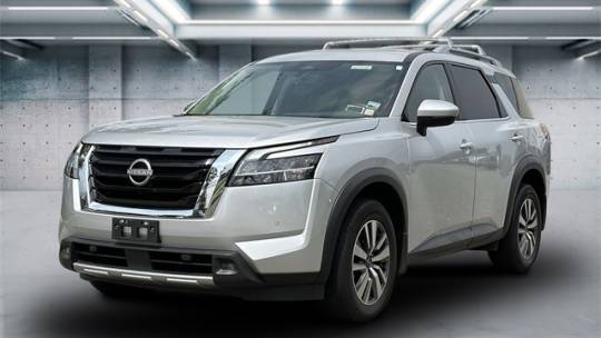 2023 Nissan Pathfinder SL — SUV — 25,010 mi — St. James, NY