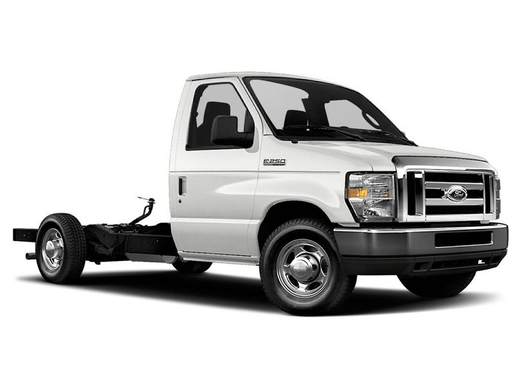 2018 Ford E-Series Cutaway E-350 — Chassis Cab Truck — 167,742 mi — St. James, NY