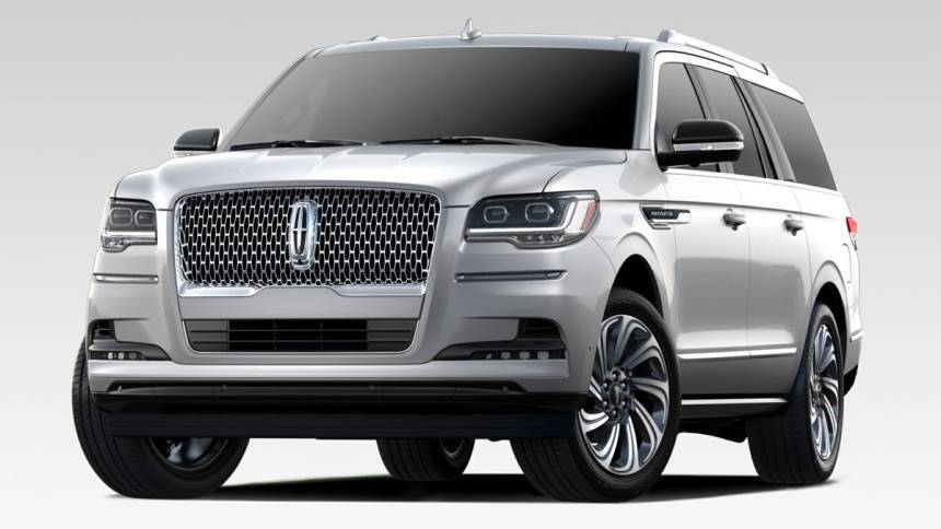 2023 Lincoln Navigator Reserve — SUV — 1,138 mi — St. James, NY