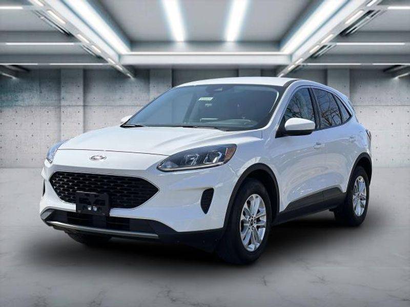 2021 Ford Escape SE — SUV — 31,344 mi — St. James, NY