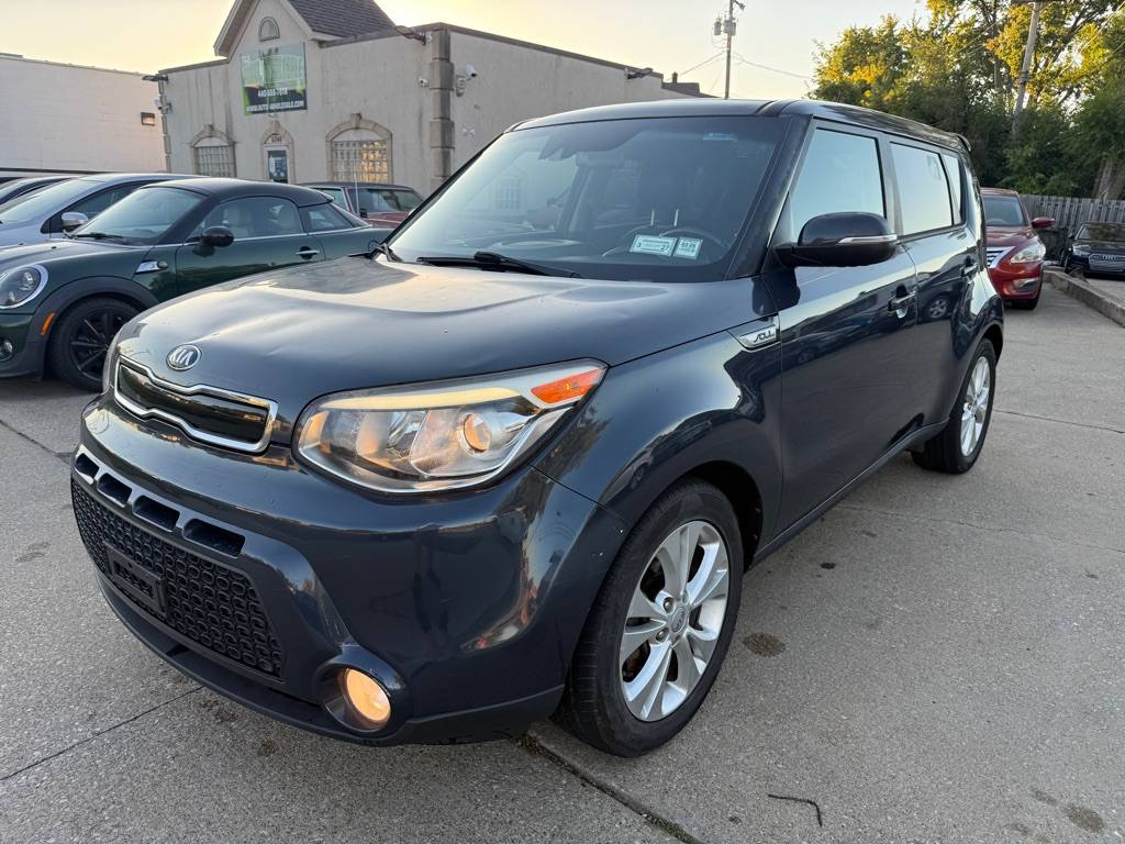 2016 Kia Soul ! — Hatchback — 104,197 mi — Parma, OH