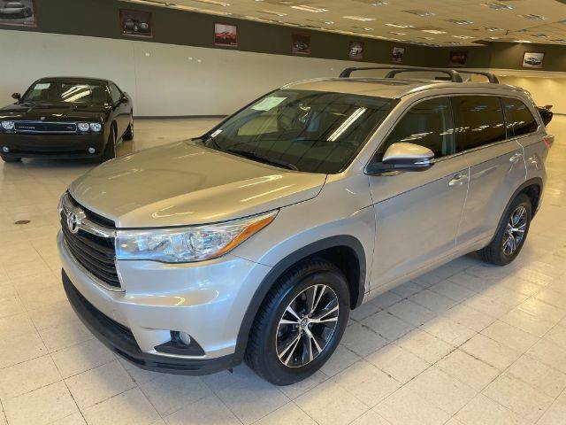 2016 Toyota Highlander XLE — SUV — 49,351 mi — Charlotte, NC