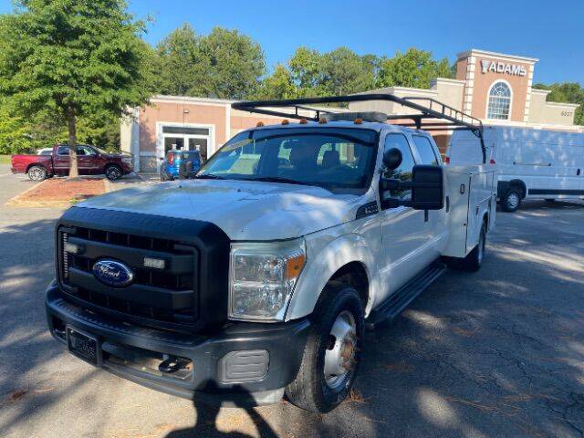 2011 Ford Super Duty F-350 Chassis Cab XL — Chassis Cab Truck — 122,430 mi — Charlotte, NC
