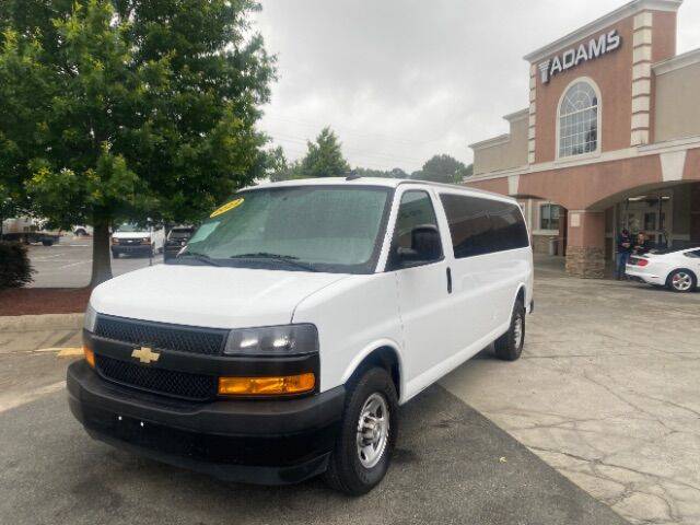 2022 Chevrolet Express Passenger LS — Passenger Van — 105,827 mi — Charlotte, NC