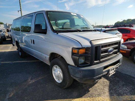 2008 Ford Econoline Wagon E-350 Super Duty XLT — Passenger Van — 76,643 mi — Charlotte, NC