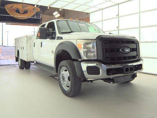 2013 Ford Super Duty F-450 Chassis Cab XL — Chassis Cab Truck — 163,909 mi — Charlotte, NC