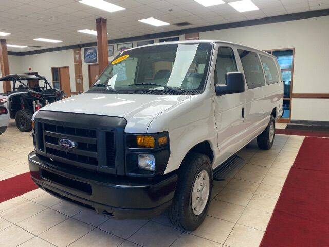 2008 Ford Econoline Wagon E-350 Super Duty XL — Passenger Van — 77,202 mi — Charlotte, NC