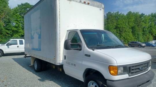 2005 Ford Econoline Commercial Cutaway E-350 — Chassis Cab Truck — 168,731 mi — Charlotte, NC