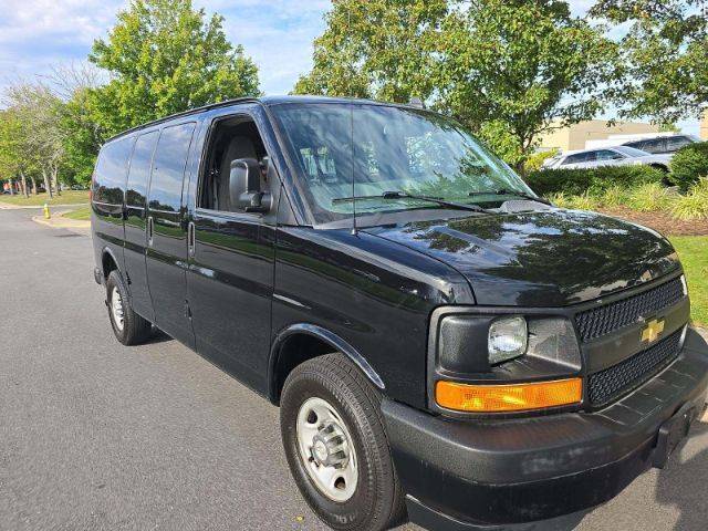 2017 Chevrolet Express Passenger LS — Passenger Van — 60,088 mi — Charlotte, NC