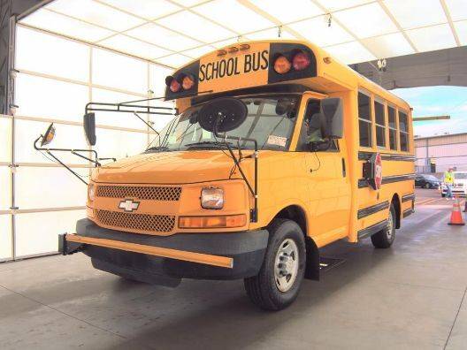 2009 Chevrolet Express Commercial Cutaway 3500 Work Van — Chassis Cab Truck — 84,180 mi — Charlotte, NC
