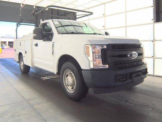 2018 Ford Super Duty F-350 XL — Pickup Truck — 129,886 mi — Charlotte, NC