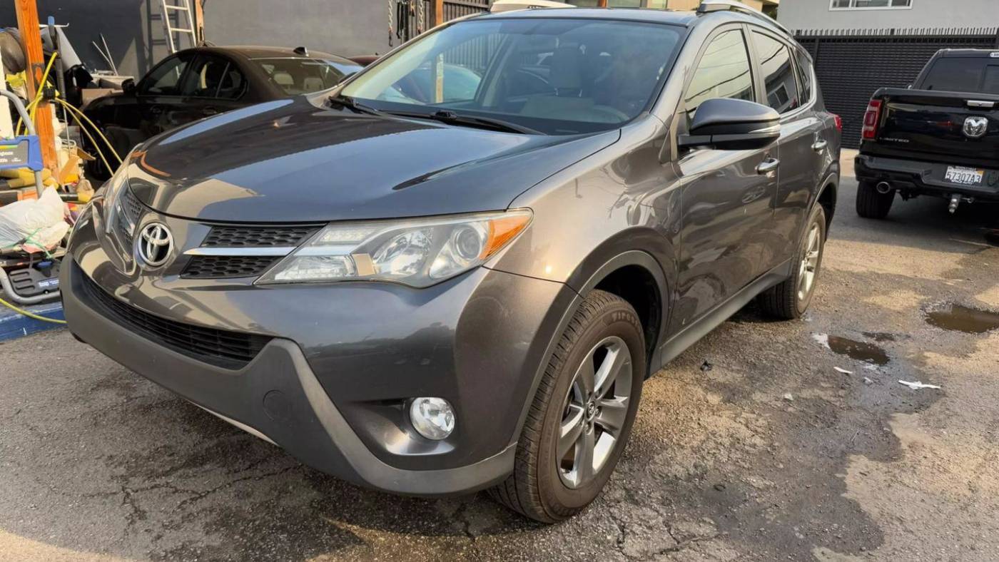 2015 Toyota RAV4 XLE — SUV — 101,063 mi — Los Angeles, CA