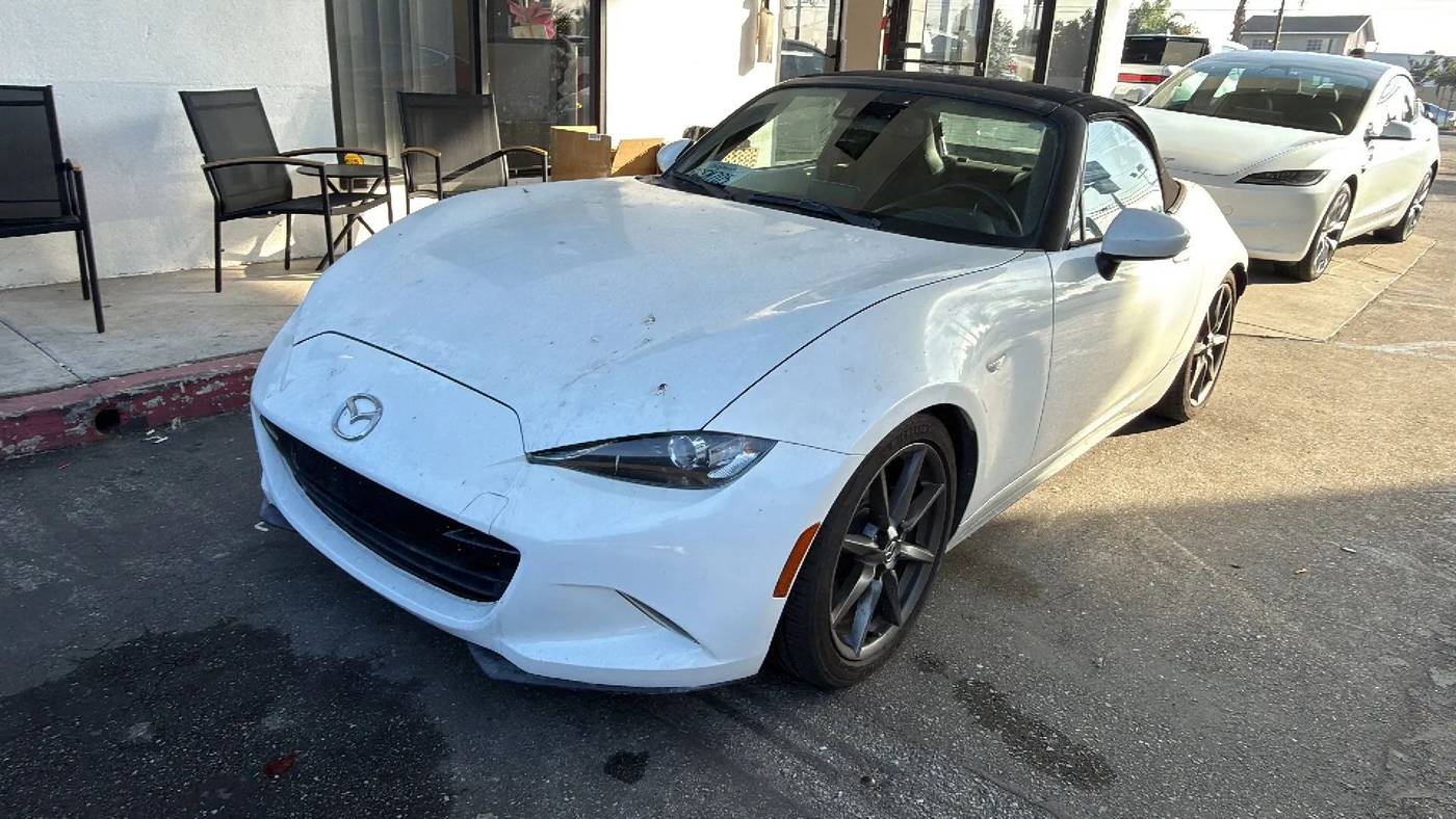 2016 Mazda MX-5 Miata Grand Touring