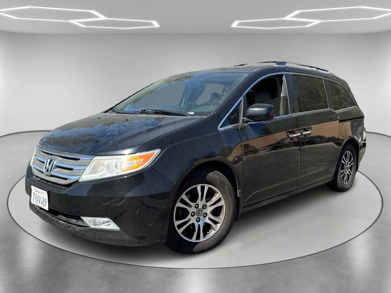 2013 Honda Odyssey EX-L — Minivan — 111,834 mi — Azusa, CA