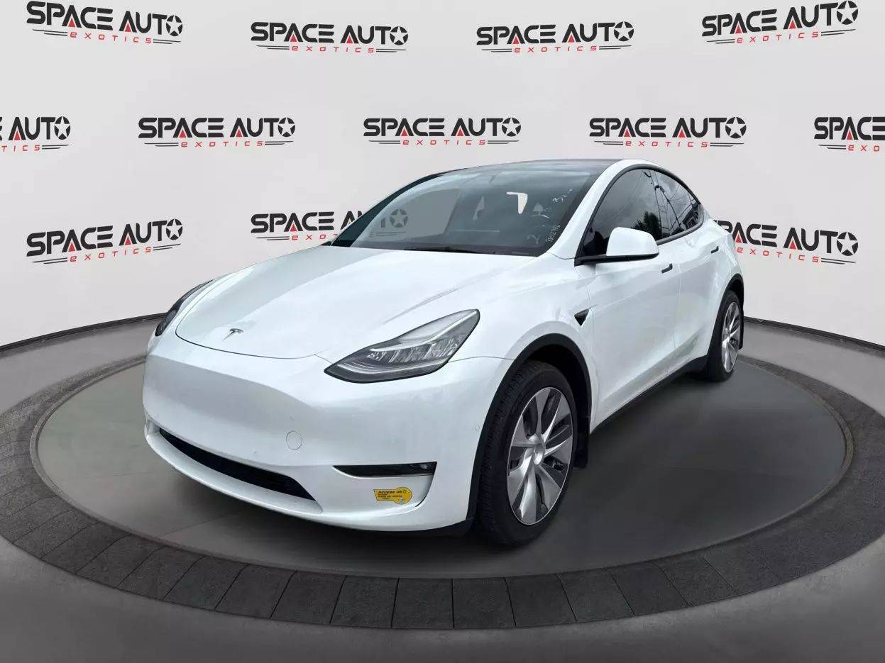 2022 Tesla Model Y Long Range — SUV — 31,975 mi — Los Angeles, CA