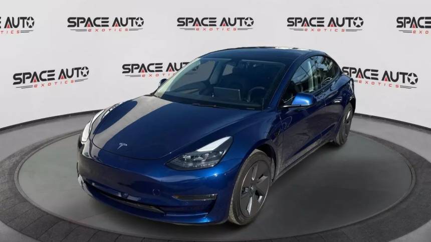 2022 Tesla Model 3 Standard Range Plus — Sedan — 17,257 mi — Los Angeles, CA