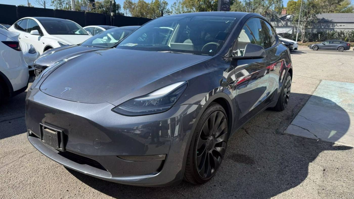 2022 Tesla Model Y Performance — SUV — 39,088 mi — Los Angeles, CA